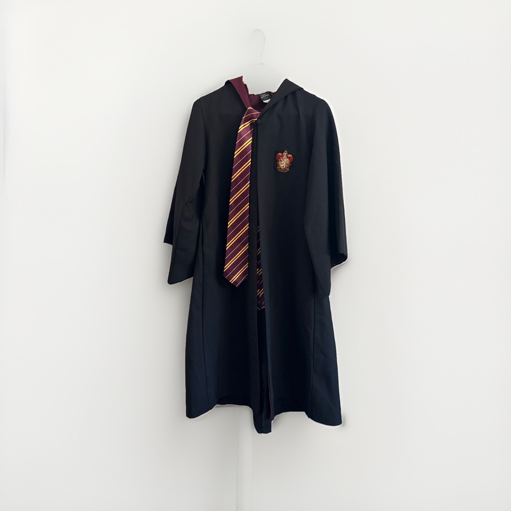 Universal Studios Wizarding World Harry Potter Gryffindor Robe Adult XXS Costume